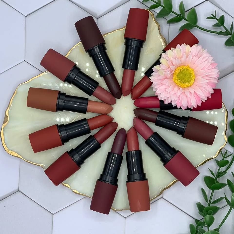 رژ لب جامد بیوتی مدل